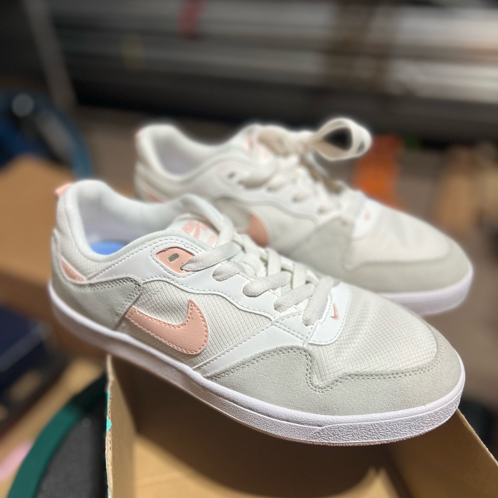 NIKE SB ALLEYOOP (GS)